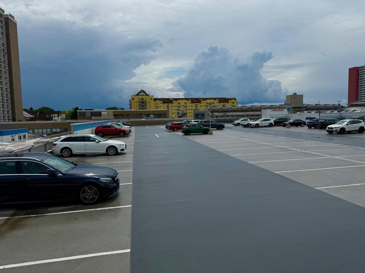 parking-images/MEmes35cV5eWDUADnqGiP6qcFQkQaHkJqqotdySs.jpg